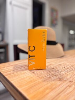 SALE ⭐️ Rodial VIT C Glow Tonic